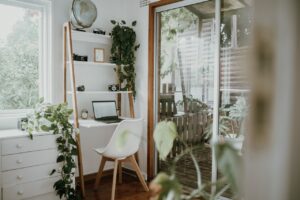 gaya desain artsy untuk interior apartemen
