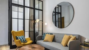 Cara pasang cermin dinding besar